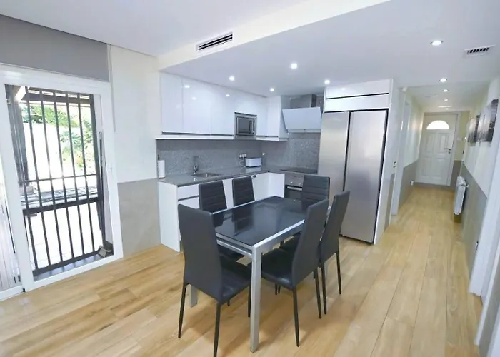 Rez-de-chaussee Blanca Carrio, Piscine Partagee Apartment *