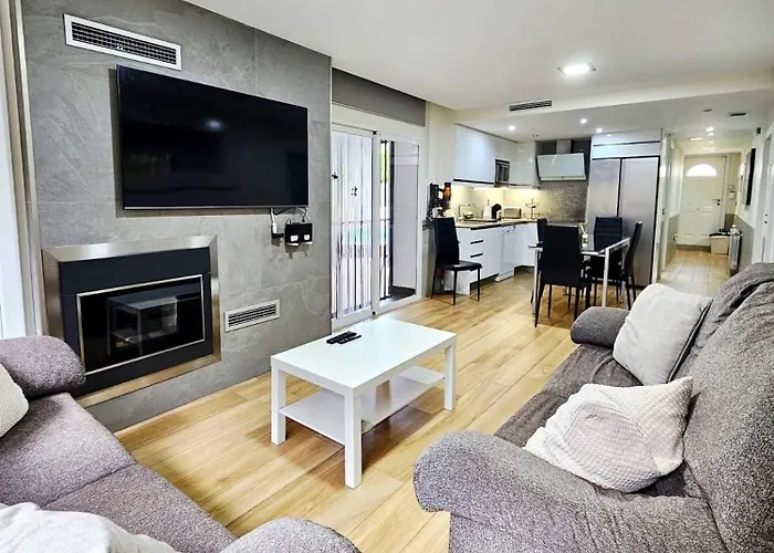 Blanca Carrio - 3 Chambres, Piscine Partagée *